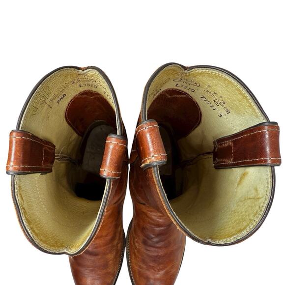 Boots - Picture 10 of 10